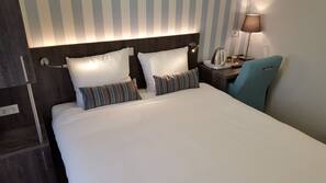 Select-Comfort-Betten, Schreibtisch, kostenloses WLAN