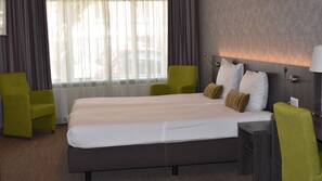 Select-Comfort-Betten, Schreibtisch, kostenloses WLAN