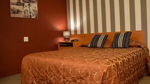 Premium bedding, desk, iron/ironing board, free cots/infant beds