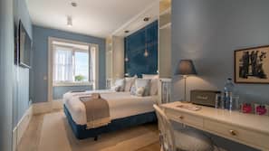 Premium bedding, down duvet, minibar, in-room safe