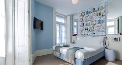 Lx Boutique Hotel