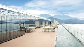 Indoor pool, outdoor pool, open 7:00 AM to 11:00 PM, pool loungers