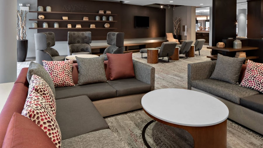 Courtyard by Marriott Raleigh North/Triangle Town Center