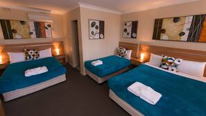 Premium bedding, desk, iron/ironing board, free WiFi