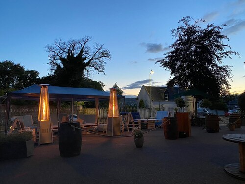 Hotels Mit Kinderbetreuung In Inverness Schottland Hotels Expedia De