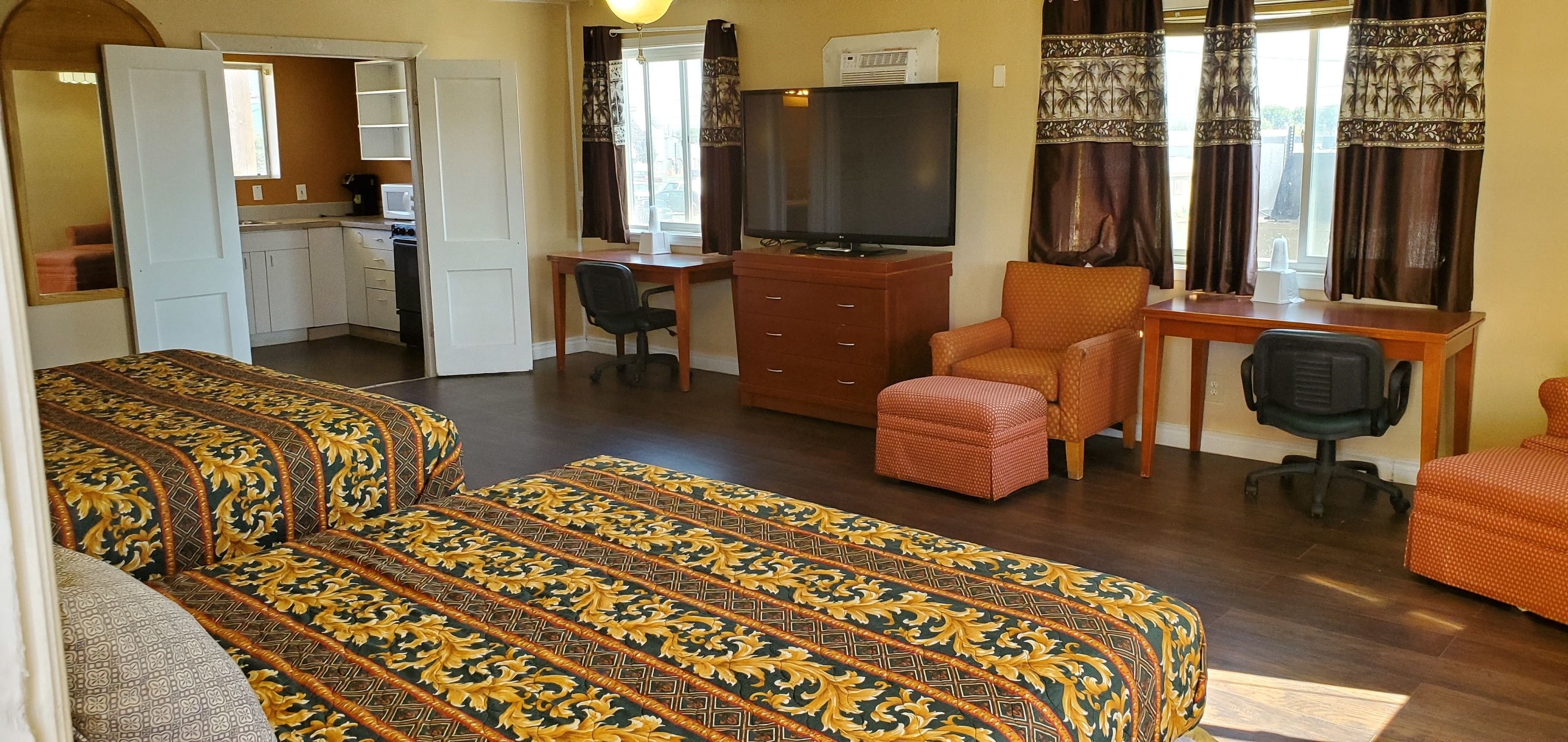 Travel Inn in Sunnyside, United States