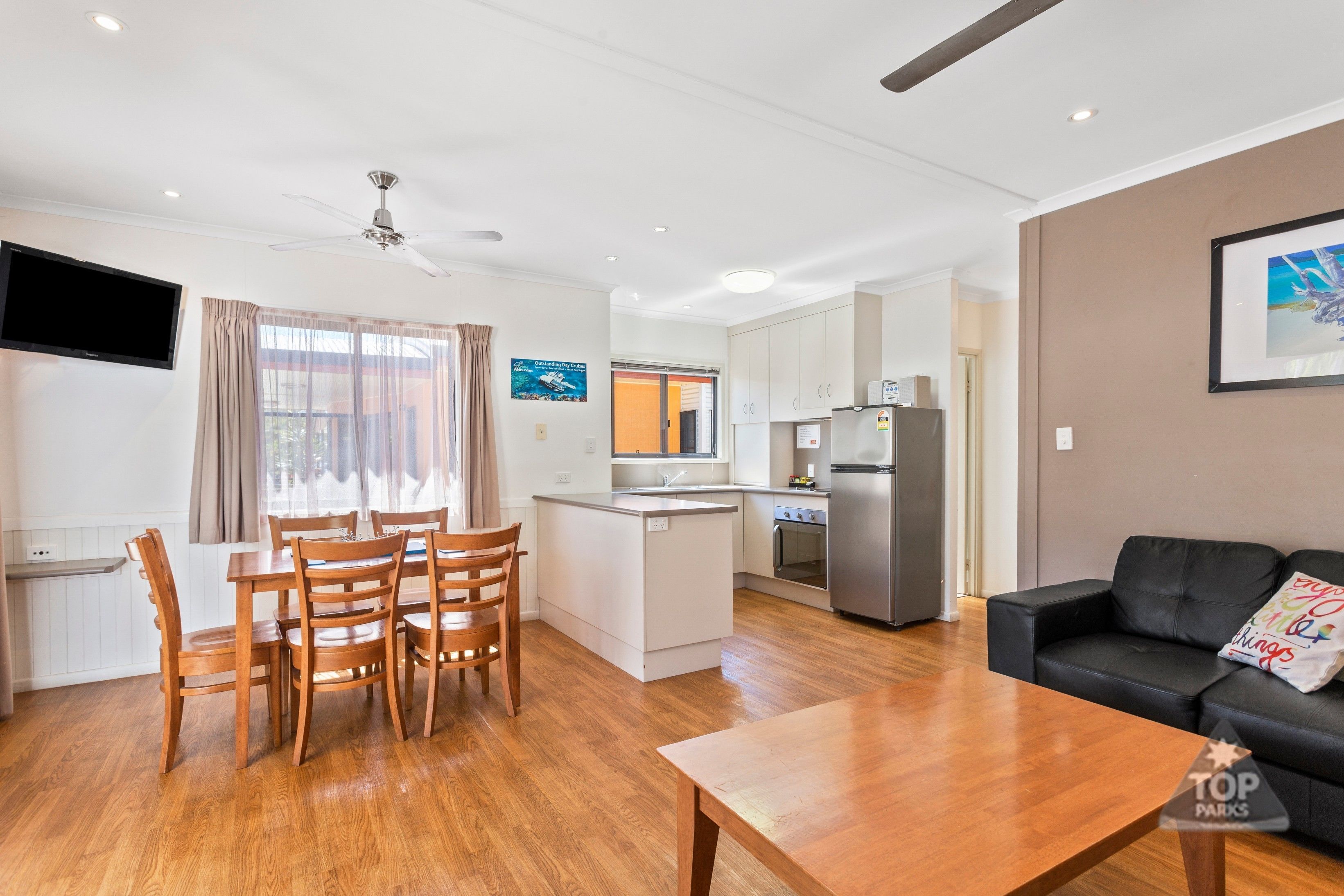 Island Gateway Holiday Park