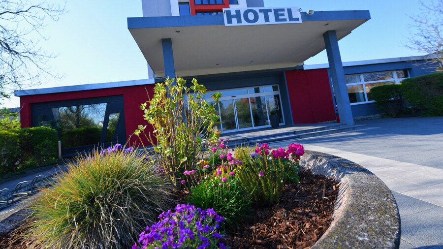 SKYHOTEL Merseburg
