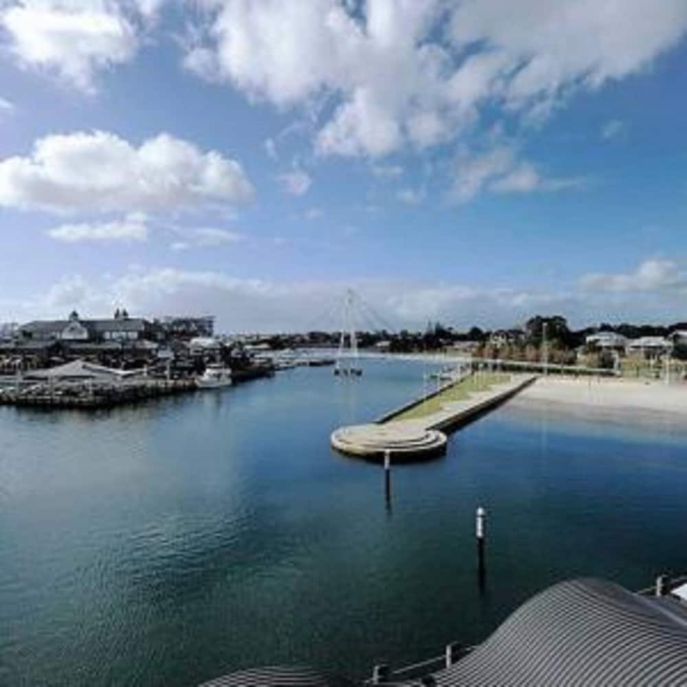 Dolphin Quay Apartments