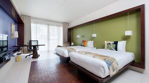 Minibar, in-room safe, individually decorated, individually furnished