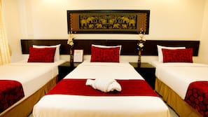 Egyptian cotton sheets, premium bedding, pillow top beds, minibar