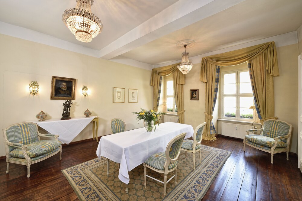 Hotel Graf von Mansfeld, Lutherstadt Eisleben Hotelbewertungen 2019 Expedia.de Hotel Graf von Mansfeld, Lutherstadt Eisleben Hotelbewertungen 2019 Expedia.de