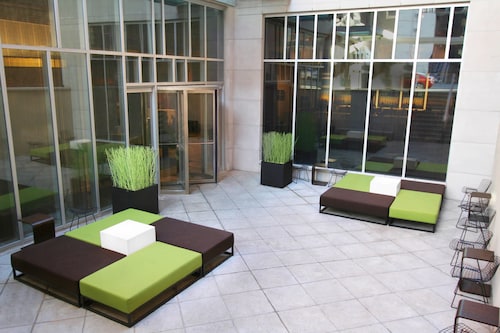 Hotels Near Harlem New York From 74 Cheap Hotel Deals - 