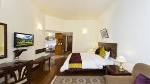 Egyptian cotton sheets, premium bedding, down duvet, minibar