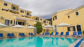 Piscina all'aperto