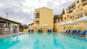 Piscina all'aperto