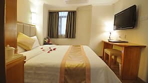 In-room safe, free WiFi
