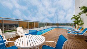 Piscine extérieure