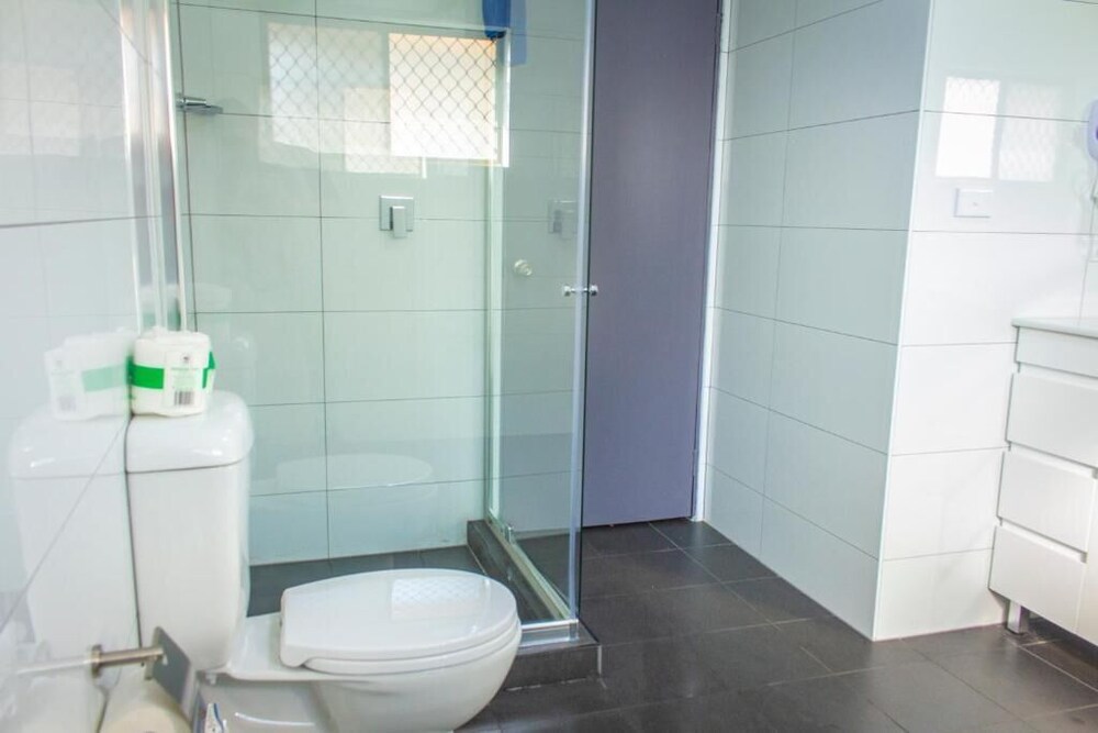 Liberty Plains Motor Inn