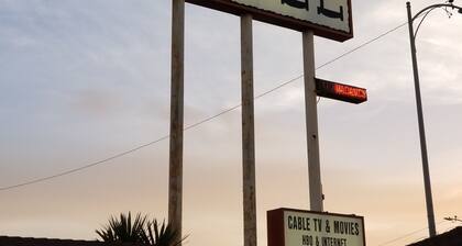 Buckboard Motel