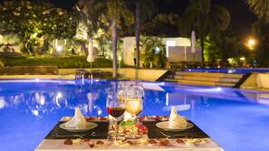 Outdoor pool, pool umbrellas