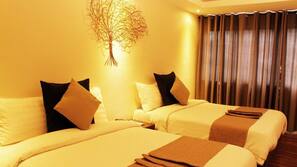 Desk, rollaway beds