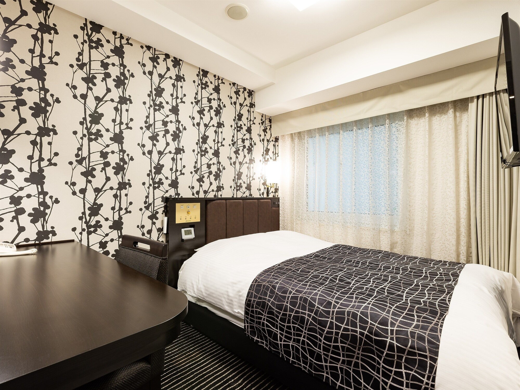 Apa Villa Hotel Sendaieki Itsutsubashi