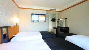 Down comforters, desk, blackout drapes, free WiFi