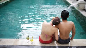 Outdoor pool, pool umbrellas
