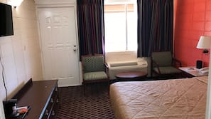 Free WiFi, linens