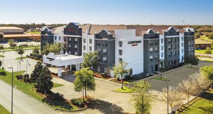Courtyard Houma