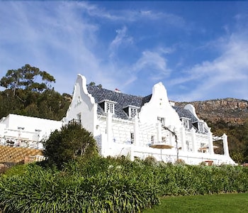Stillness Manor & Spa in Tokai, South Africa