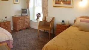 Iron/ironing board