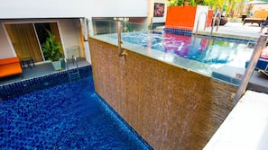 3 outdoor pools