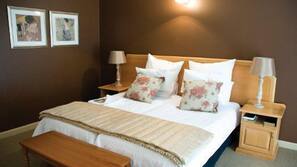In-room safe, free WiFi
