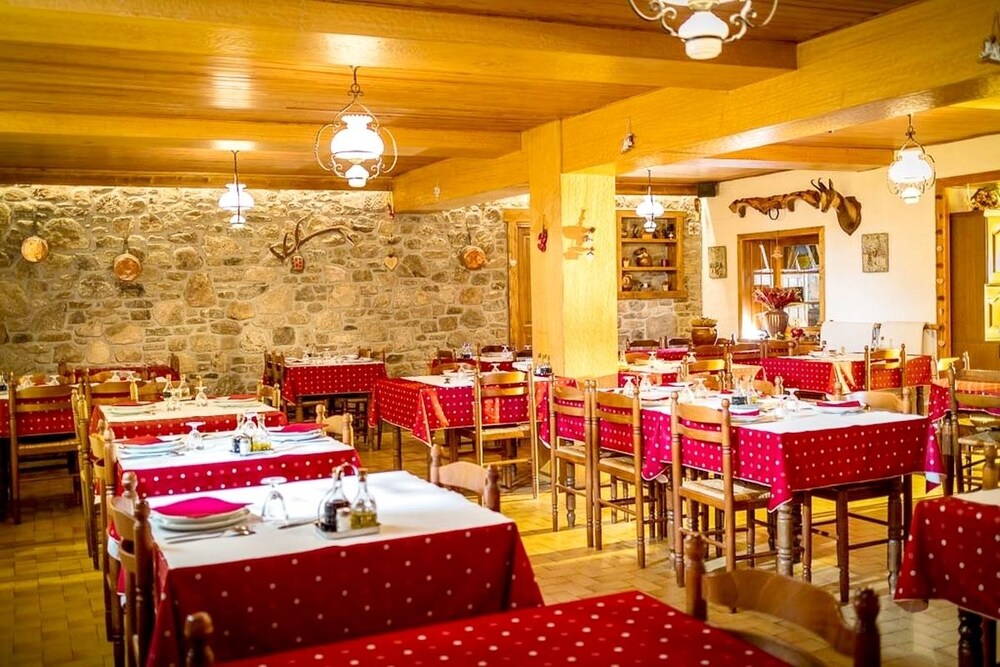 Difference Auberge Hotel Restaurant Difference Auberge Hotel Restaurant