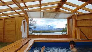 Bain à remous intérieur