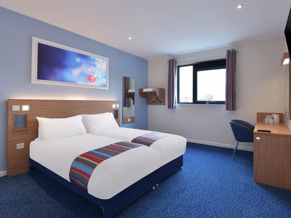 Travelodge Edinburgh Central Waterloo Place in Edinburgh Expedia