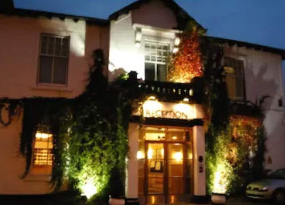 Castlecary House Hotel