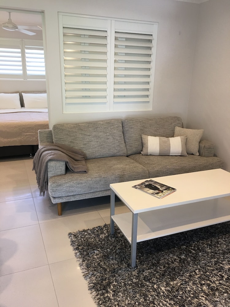 Chez Noosa Resort Motel