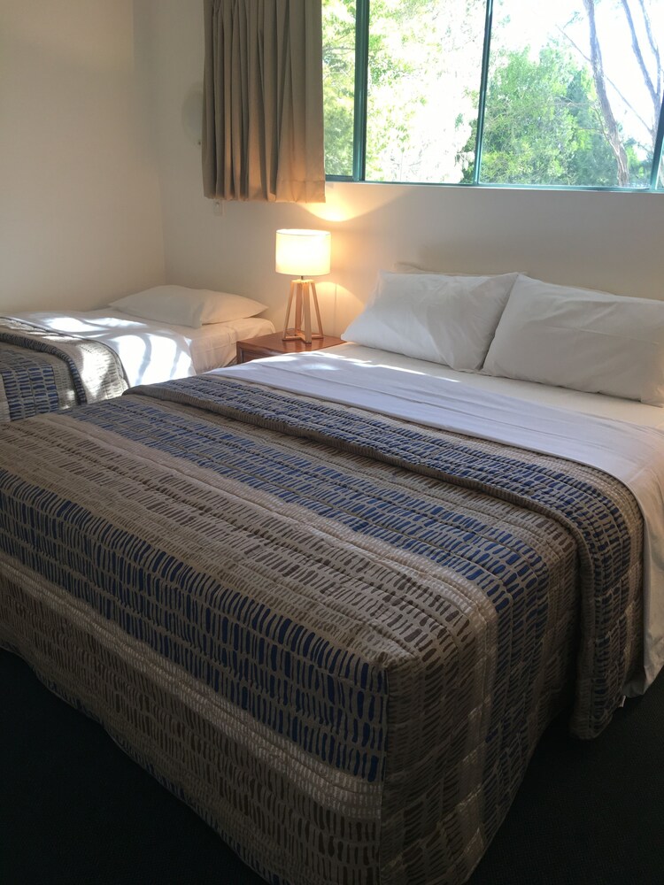 Chez Noosa Resort Motel