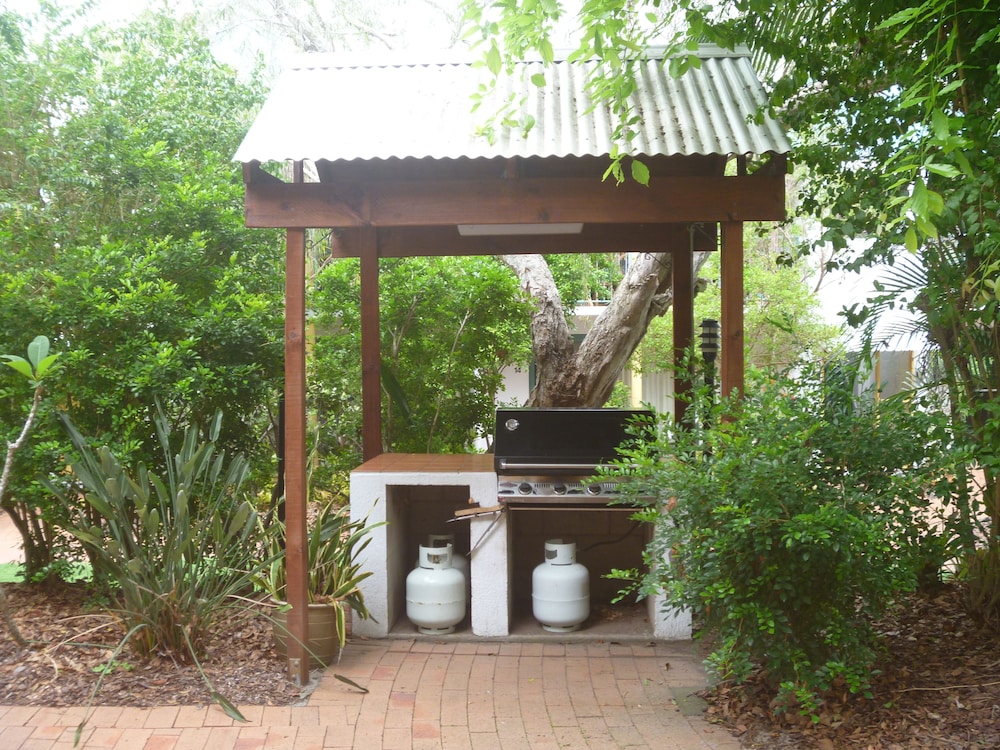 Chez Noosa Resort Motel