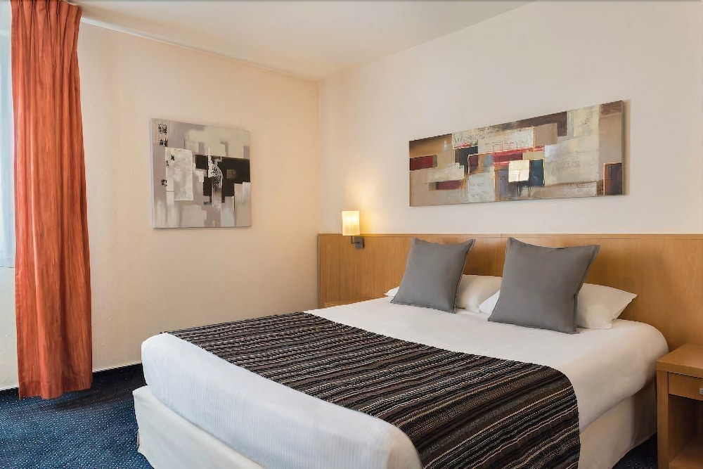 3 Star Hotels