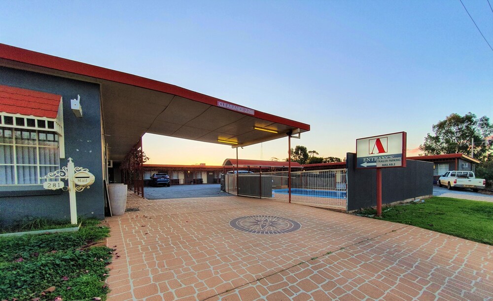 Ardeanal Motel West Wyalong Deals & Reviews (West Wyalong, AUS) Wotif