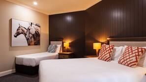 Desk, iron/ironing board, free WiFi, linens