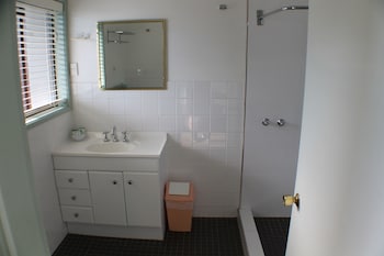 Lake Forbes Motel Deals Reviews Forbes Aus Wotif - 