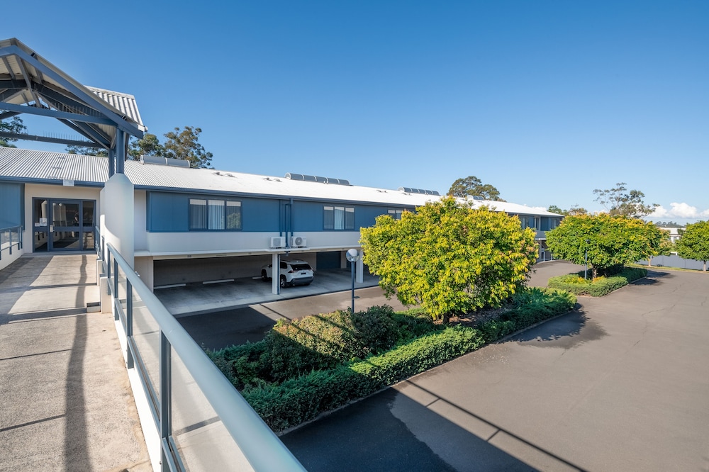 Hawkesbury Race Club Motel