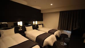 Premium bedding, in-room safe, desk, blackout drapes