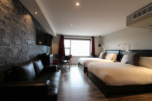 Great Place to stay Hotel Le Saint-Germain near Rimouski 