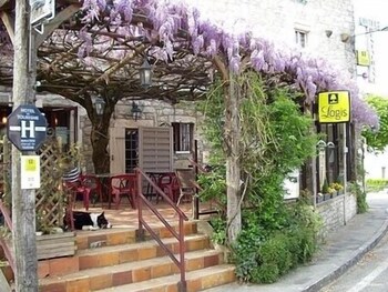 Auberge De La Tour In Sauzet Hotel Rates Reviews On Orbitz